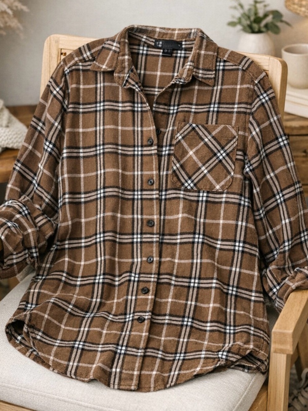 Forever 21 Brown Plaid Button-Up Flannel Shirt
